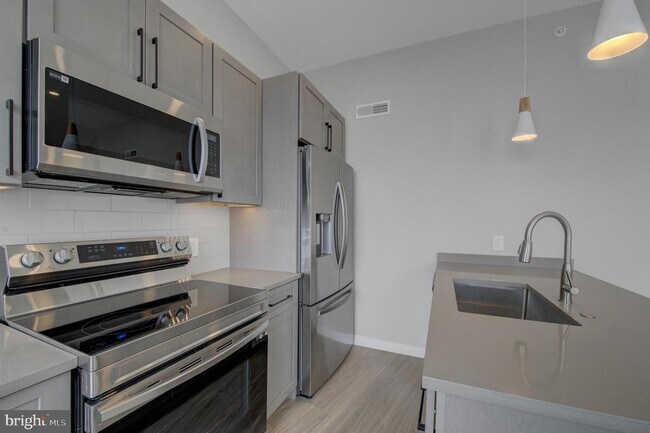 Foto del edificio - 2445 Innovator Wy