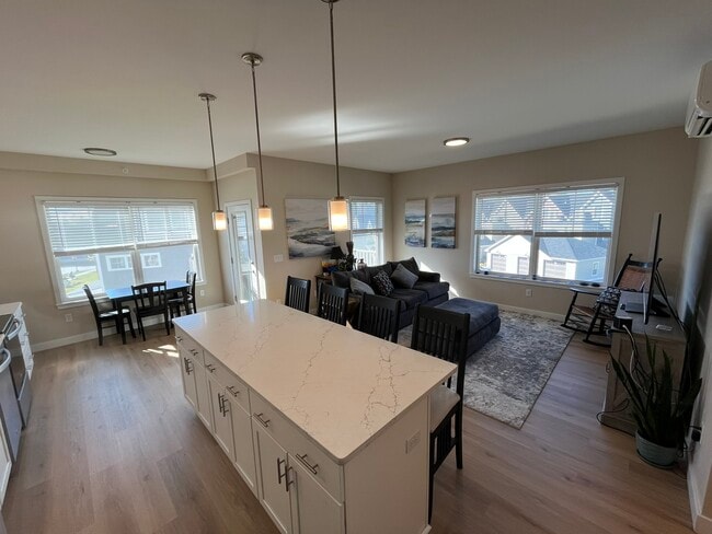 Photo - 28 Pacer Way Apartment