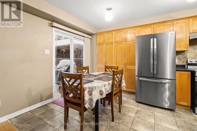 Photo du bâtiment - 1113 Marconi Ave