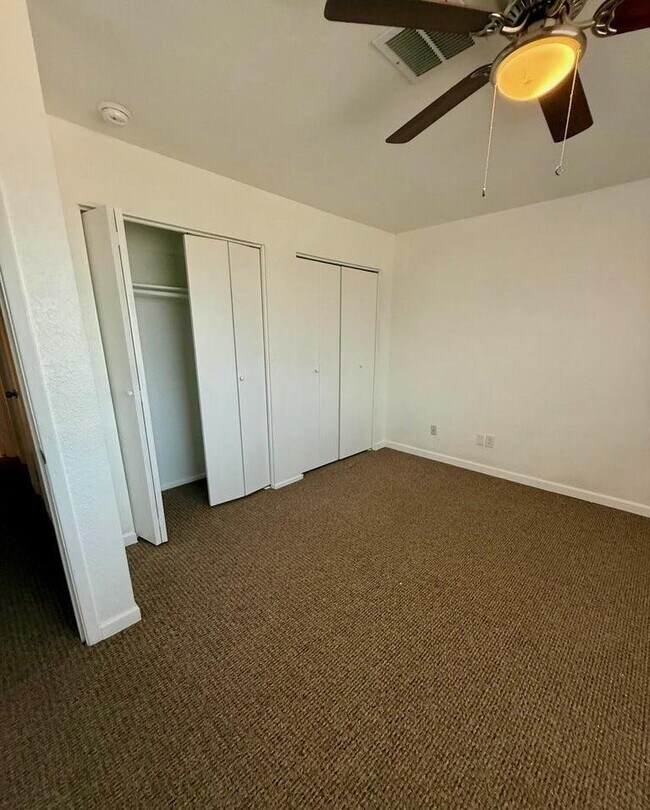Foto del edificio - 1510 E 26th Ln