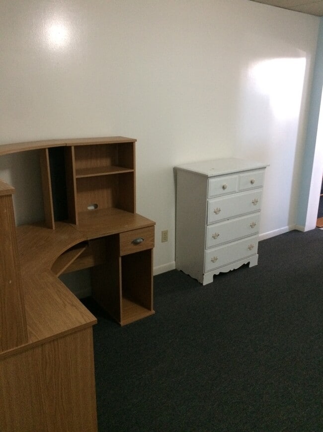 Building Photo - 3821 Bates St