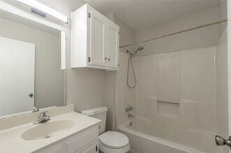 Building Photo - 1401 Ave O