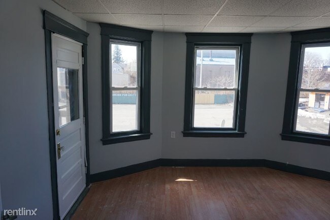 Foto del edificio - 584 W Boylston St