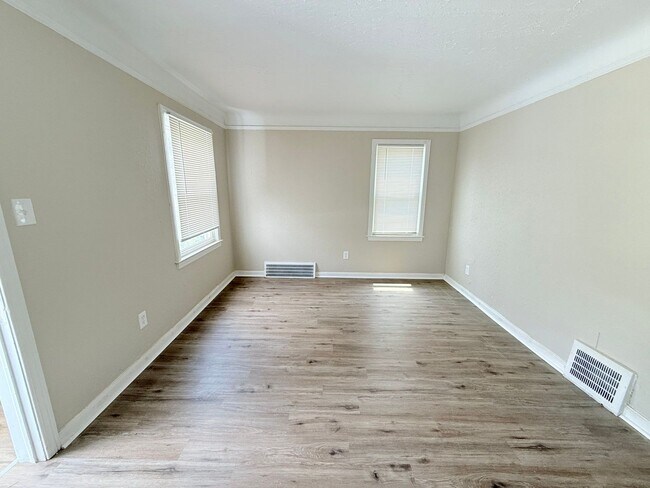 Foto del edificio - Freshly Renovated Single Family Home In Detroit Ready For Section 8 Lease!