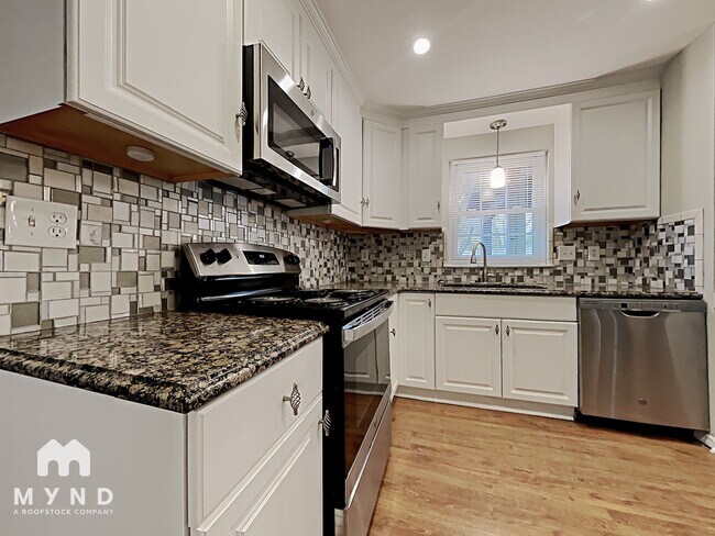 Foto del edificio - 4035 Coopersdale Rd