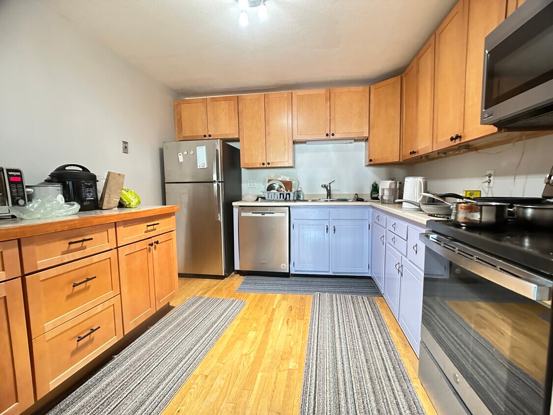 Foto principal - 11 Cogswell Ave