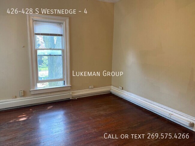 Building Photo - 426-428 S Westnedge #4 - 2 Bed/1 Bath Unit...