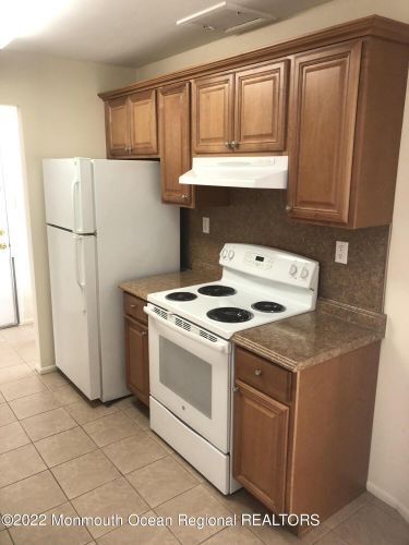 Building Photo - 35 Amberly Dr