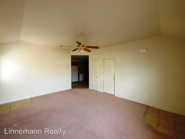 Building Photo - 1410 Cinch
