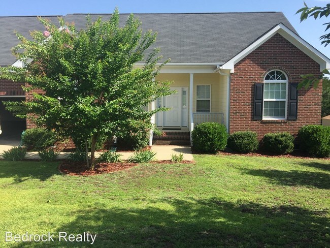 Foto del edificio - 3 br, 2.5 bath House - 414 Edwinstowe Avenue