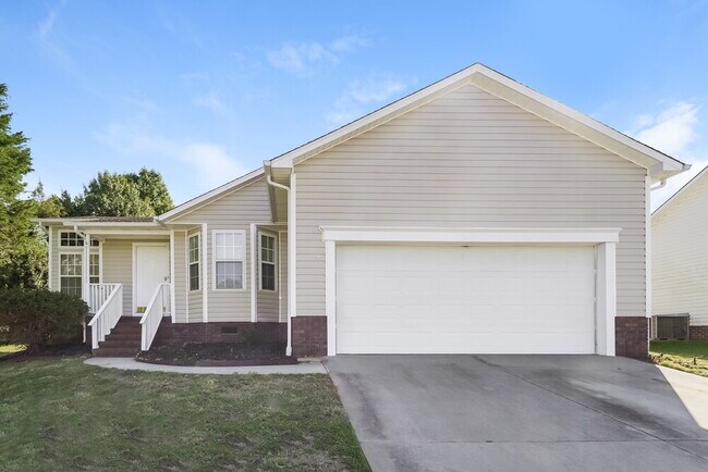 Building Photo - 1231 Piney Church Rd