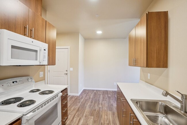 Interior Photo - LIBERTY CREST APARTMENTS