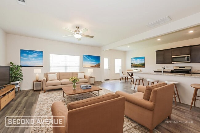 Foto del edificio - 1305 Woodwinds Dr