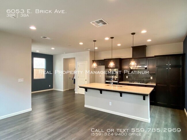 Building Photo - 6053 E Brick Dr
