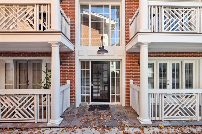 Building Photo - 885 Briarcliff Terrace NE