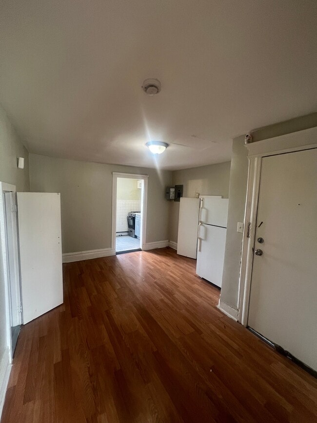 Building Photo - 635 S 19th St