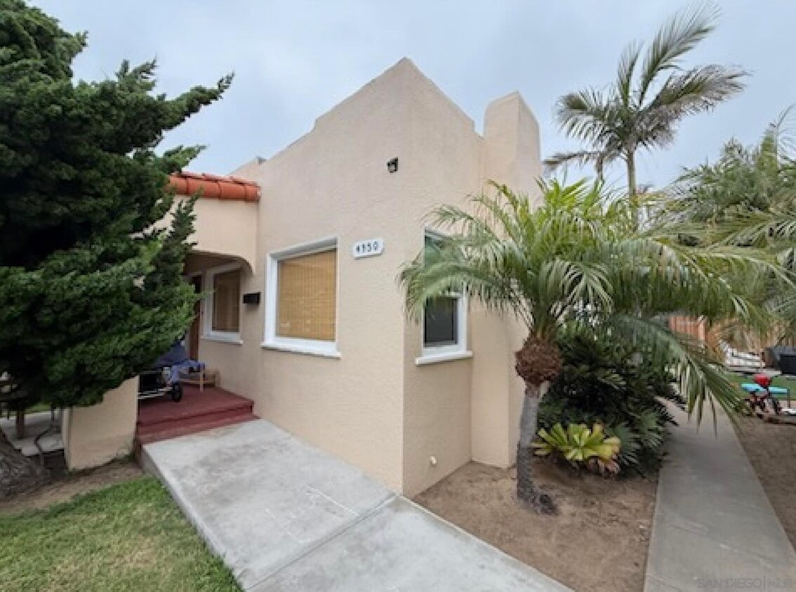 Foto principal - 4950 Cape May Ave