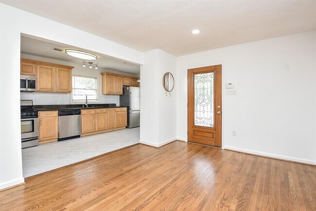 Foto del edificio - 4049 Woodshire St