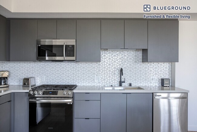 Foto del edificio - 5620 De Longpre Ave