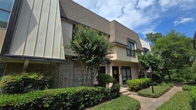 Building Photo - 1805 Stoney Brook Dr