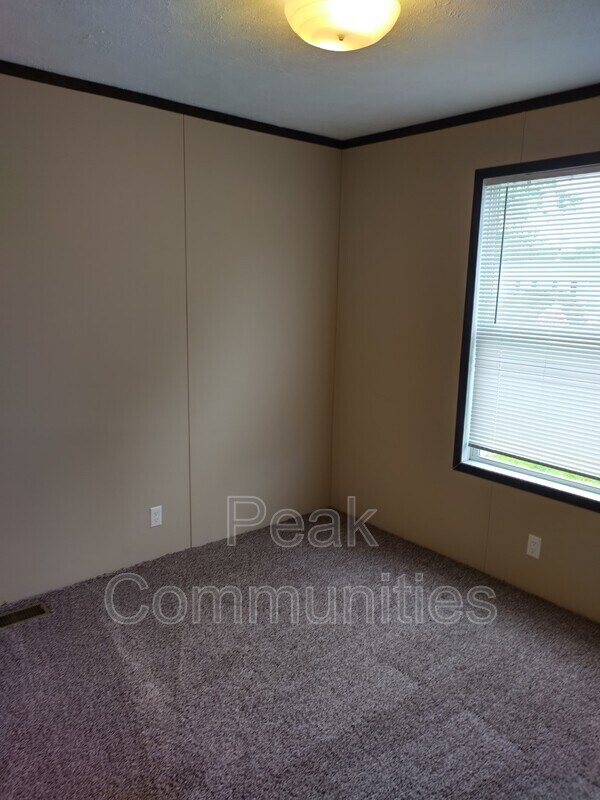 Foto del edificio - 7275 Kickapoo Trail