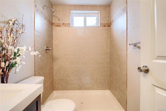 Foto del edificio - 7545 Turner Dr