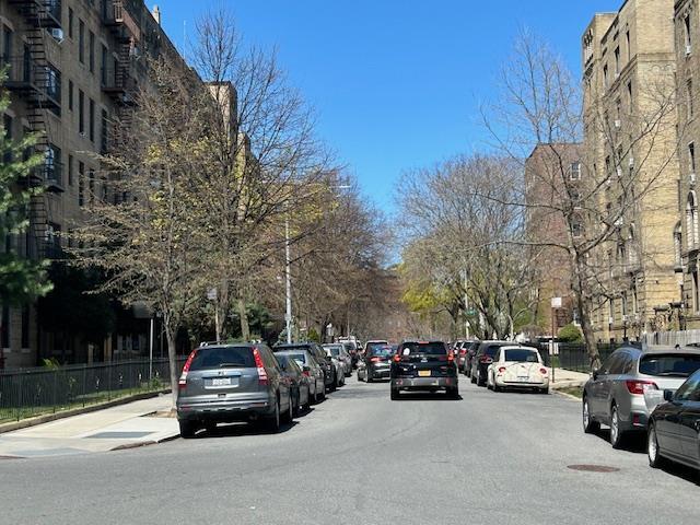 Foto del edificio - 8352 Talbot St