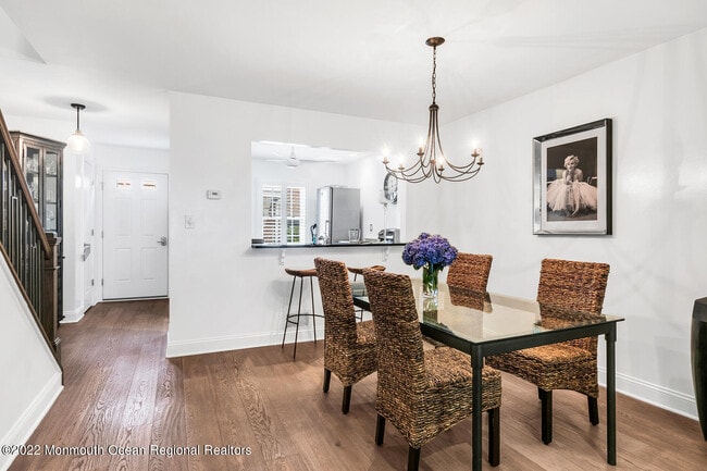 Building Photo - 60 Wyckham Rd