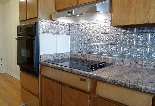 Foto del edificio - 3720 Yukon Ct