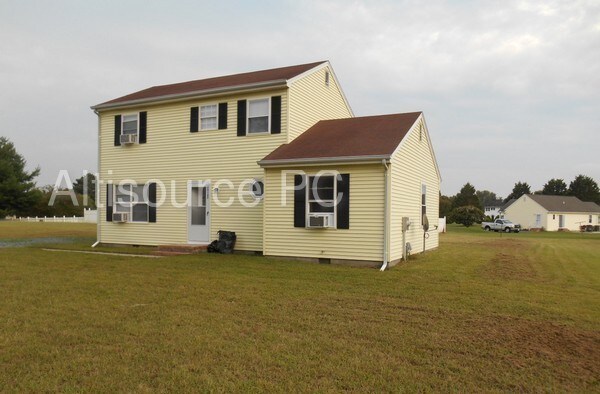 Building Photo - 29167 Doubletree Dr