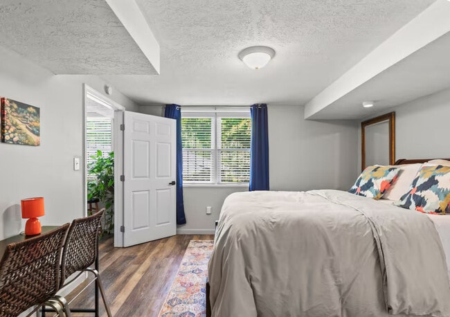 Foto del edificio - 1593 Mill Acres Dr SW