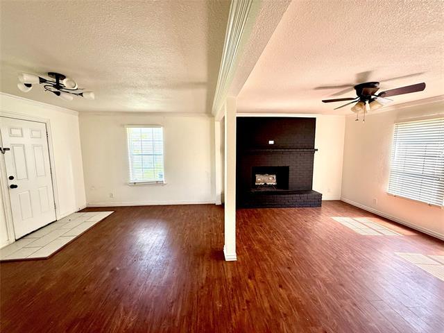 Foto del edificio - 205 Stardust Ln