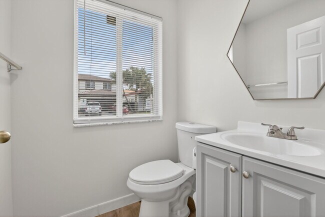 Foto del edificio - 10772 SW 14th Pl