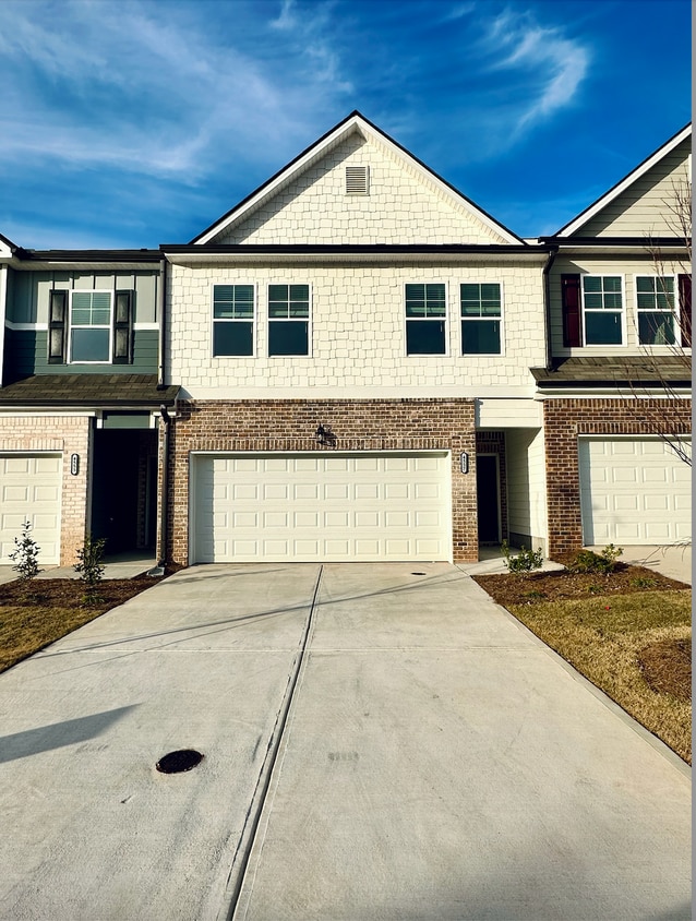 4557 Ln, Oakwood, GA 30566 Townhome Rentals in Oakwood GA