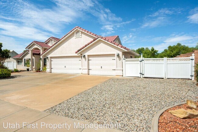 Building Photo - 3 br, 2.5 bath House - 565 N Moonglow Place