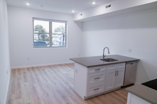 Foto del edificio - 7246 Rising Sun Ave