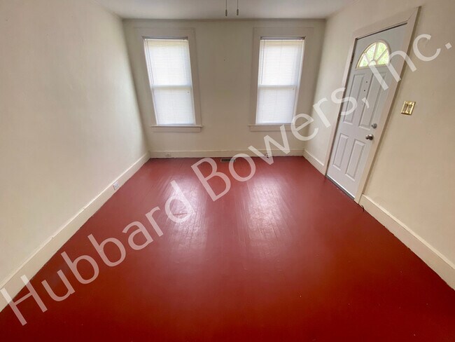 Foto del edificio - 820 Holland Ave