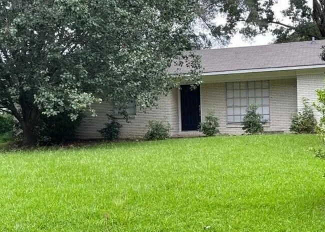 Building Photo - 3559 Dale Cir