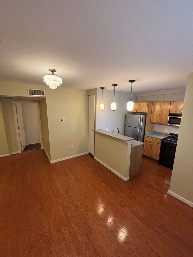 Foto del edificio - 3534 10th St NW