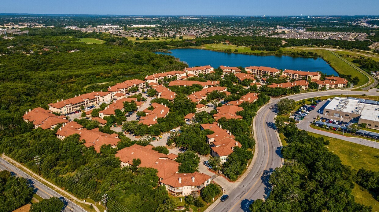 Muir Lake Apartments 12600 Avery Ranch Blvd Cedar Park, TX