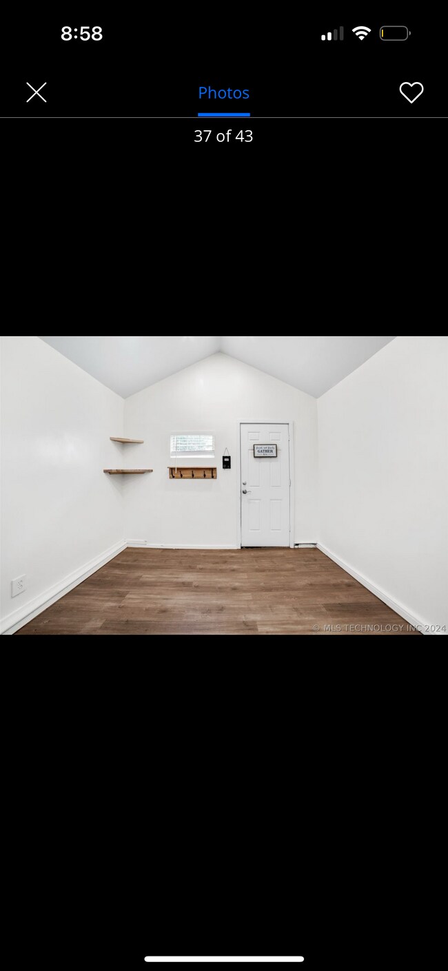 Foto del edificio - 2637 E 4th St