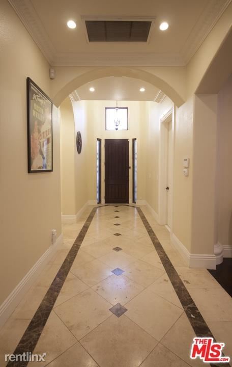 Foto del edificio - 3 br, 2.5 bath House - 5931 Rhodes Ave