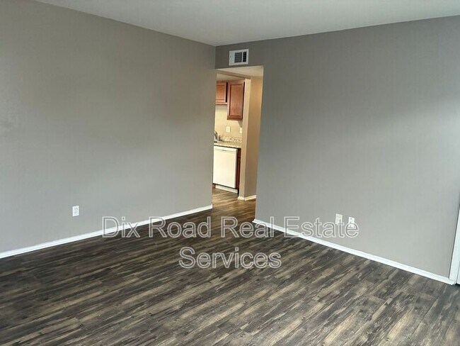 Foto del edificio - 4724 Ericson Ave