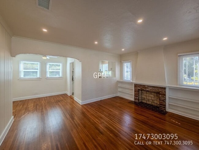 Foto del edificio - 1320 E Maple St