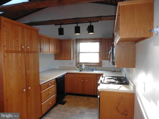 Building Photo - 6331 Pageland Ln