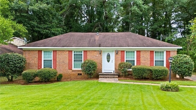 Building Photo - 833 Cahaba Dr