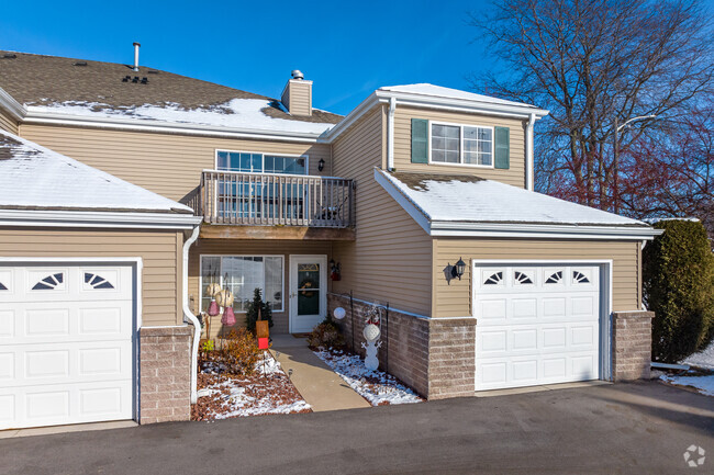 Entry - Evergreen Townhomes South