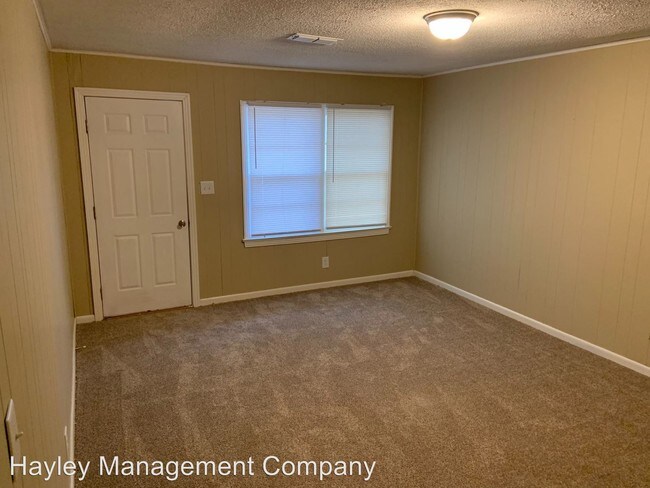 Building Photo - 3 br, 1.5 bath House - 1243 Frederick Road