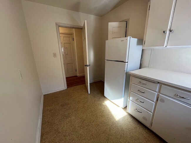 Foto del edificio - 1406 Drake St