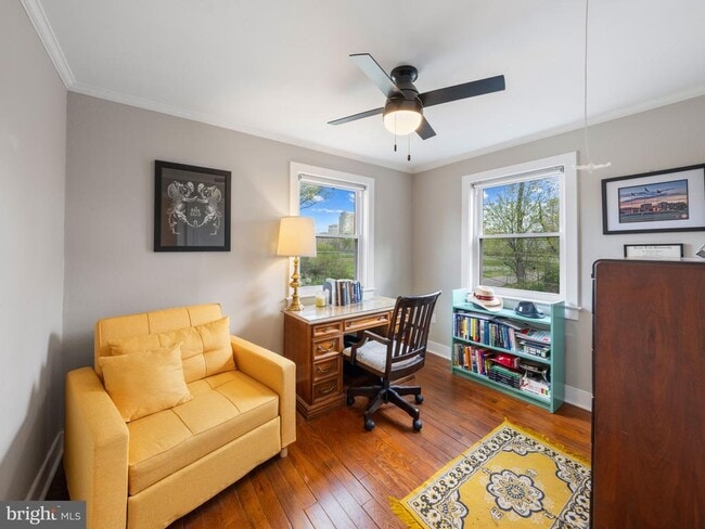 Building Photo - 2042 Arlington Terrace